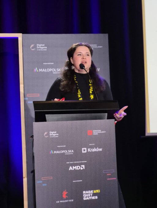 Tereza speaking at Digital Dragons, Krakow